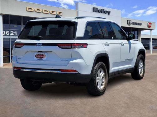 2023 Jeep Grand Cherokee Laredo