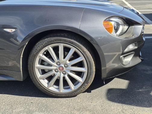 2017 FIAT 124 Spider Lusso