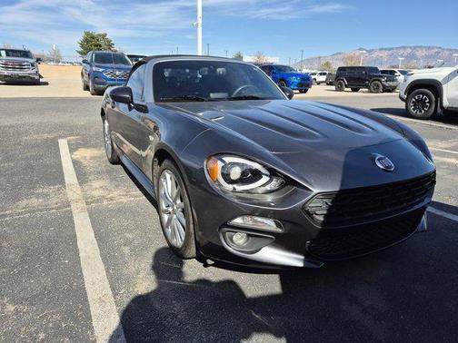 2017 FIAT 124 Spider Lusso