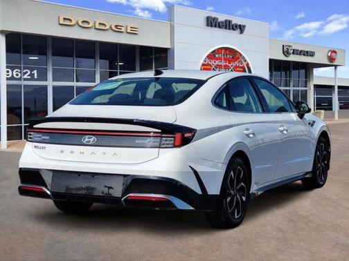 2025 Hyundai SONATA SEL