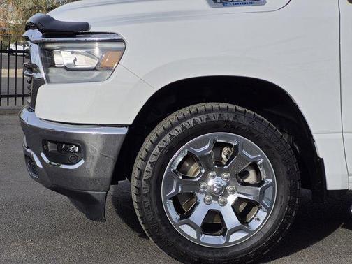 Bright White Clearcoat 2022 RAM 1500 Big Horn