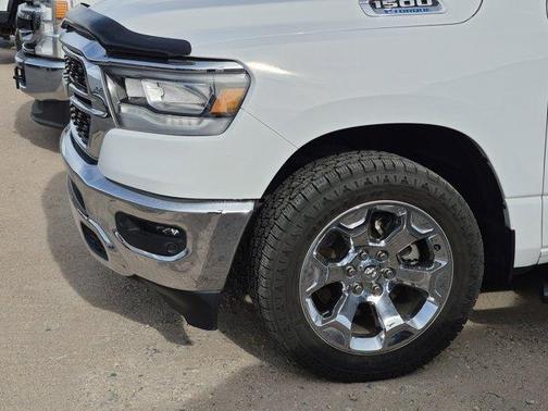 Bright White Clearcoat 2022 RAM 1500 Big Horn