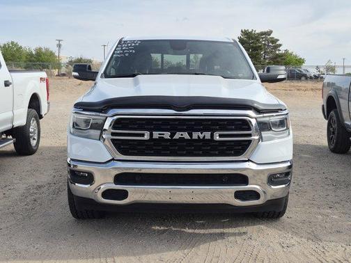 Bright White Clearcoat 2022 RAM 1500 Big Horn