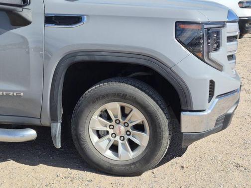 2024 GMC Sierra 1500 SLE