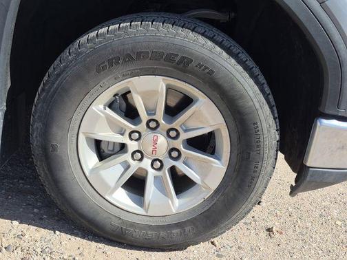 2024 GMC Sierra 1500 SLE