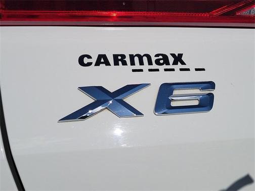 2021 BMW X6 xDrive40i