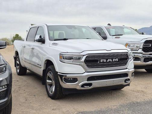 Bright White Clearcoat 2021 RAM 1500 Limited