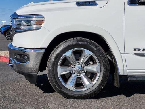 Bright White Clearcoat 2021 RAM 1500 Limited