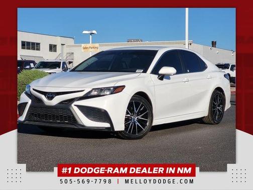 White 2022 Toyota Camry SE
