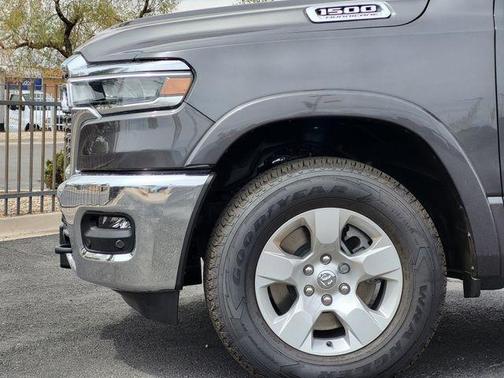 Granite Crystal Clearcoat Metallic 2026 RAM 1500 Big Horn/Lone Star