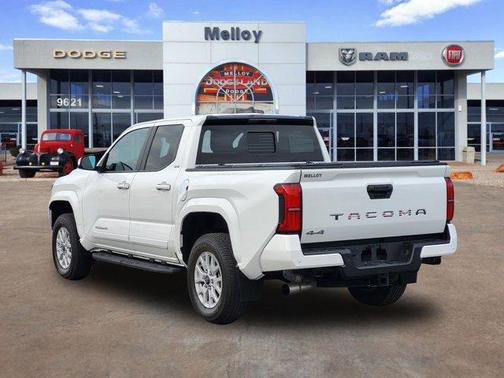 Ice 2024 Toyota Tacoma SR5