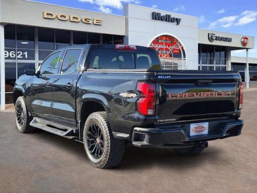 Black 2024 Chevrolet Colorado LT