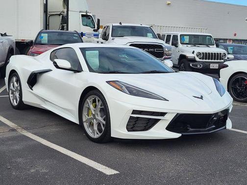 Arctic White 2022 Chevrolet Corvette Stingray w/1LT