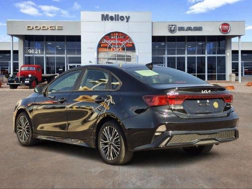 Aurora Black 2024 Kia Forte GT-Line