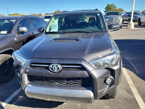 2022 Toyota 4Runner TRD Off Road