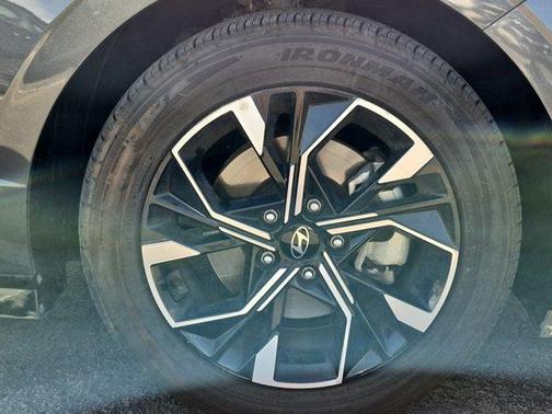 Gray 2025 Hyundai SONATA SEL