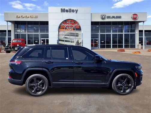2024 Jeep Grand Cherokee Laredo