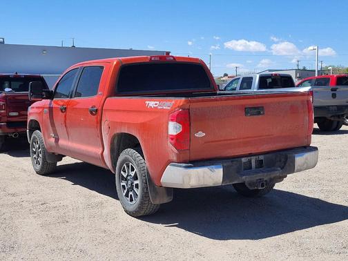 2017 Toyota Tundra SR5