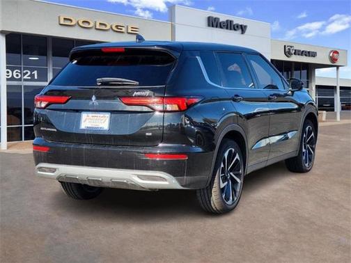 2024 Mitsubishi Outlander SE