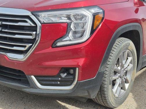 Cayenne Red 2022 GMC Terrain SLT