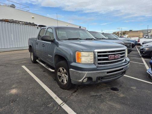 Stealth Gray Metallic 2013 GMC Sierra 1500 SLE