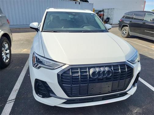 2021 Audi Q3 45 S line Premium