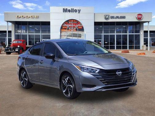 Gun Metallic 2024 Nissan Versa 1.6 SR