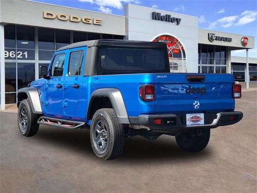 2022 Jeep Gladiator Sport