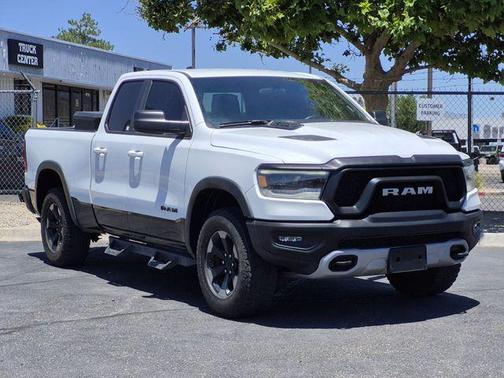 Bright White Clearcoat 2019 RAM 1500 Rebel