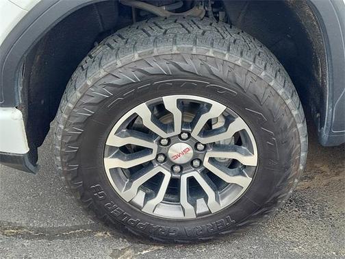 2022 GMC Sierra 1500 AT4