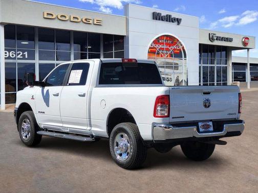 Bright White Clearcoat 2022 RAM 2500 Big Horn