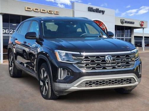 Deep Black Pearl Effect 2024 Volkswagen Atlas Cross Sport 2.0T SE w/Technology