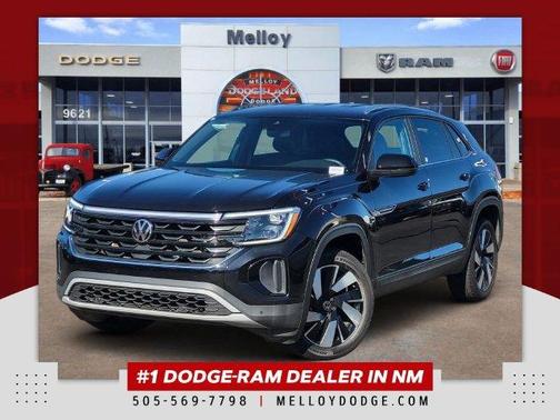 Deep Black Pearl Effect 2024 Volkswagen Atlas Cross Sport 2.0T SE w/Technology