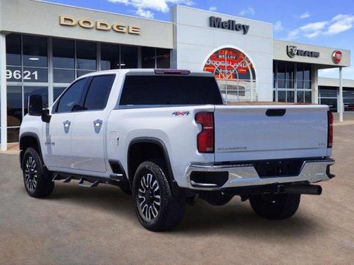 Pearl 2024 Chevrolet Silverado 2500 LTZ