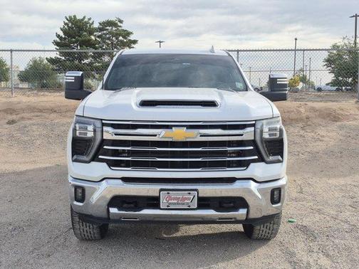Pearl 2024 Chevrolet Silverado 2500 LTZ