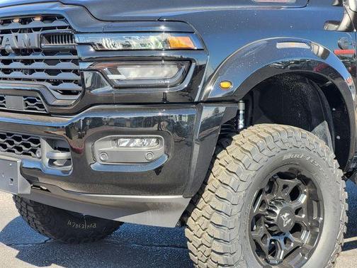 Diamond Black 2026 RAM 2500 Big Horn