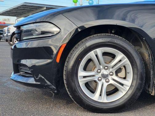 Pitch Black Clearcoat 2023 Dodge Charger SXT
