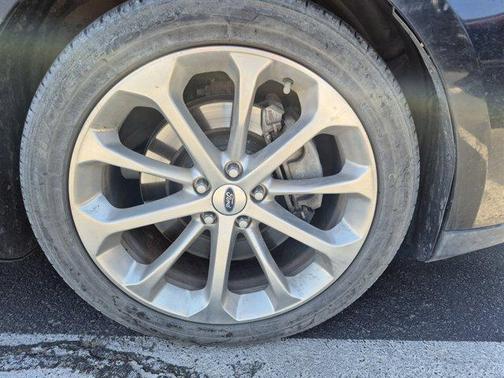 Shadow Black 2018 Ford Taurus SHO