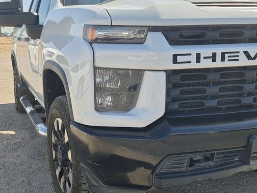 Summit White 2020 Chevrolet Silverado 2500 Custom