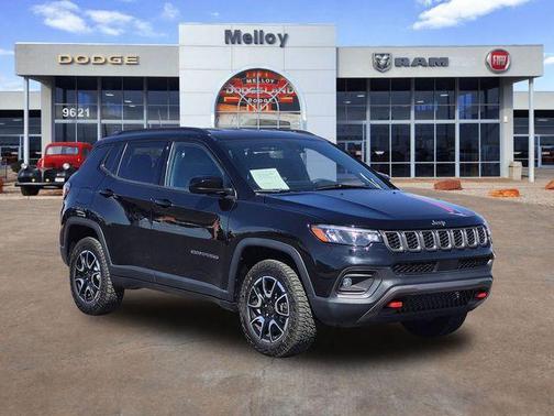 Diamond Black 2025 Jeep Compass Trailhawk