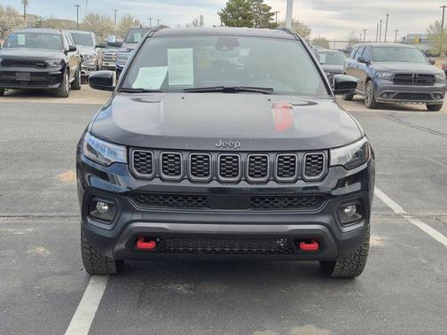 2025 Jeep Compass Trailhawk