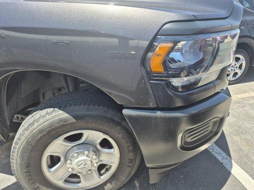 Crystal Metallic 2024 RAM 3500 Tradesman