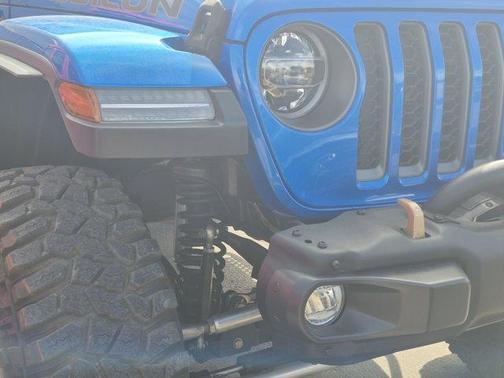 Hydro Blue Pearl 2022 Jeep Wrangler Unlimited Rubicon 392