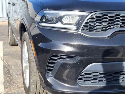 Black Clearcoat 2025 Dodge Durango GT