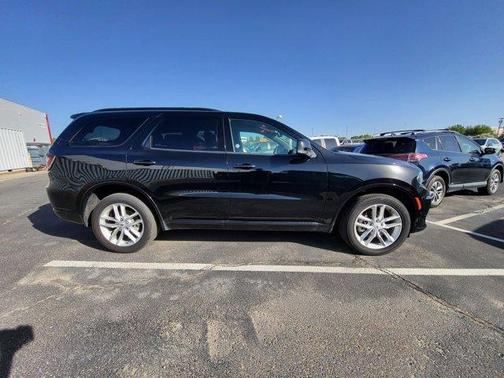 Black Clearcoat 2025 Dodge Durango GT