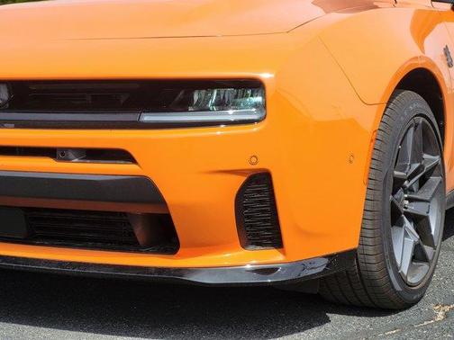 Header Orange Clearcoat 2026 Dodge Charger Scat Pack