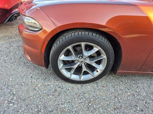 Sinamon Stick 2021 Dodge Charger SXT