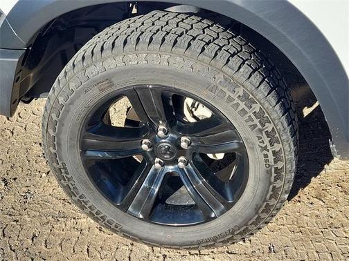 2024 RAM 1500 Classic SLT