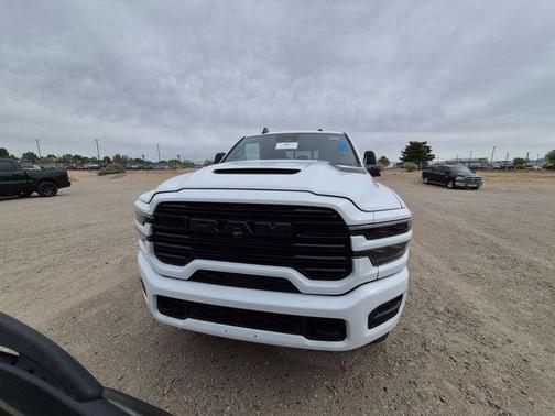 Bright White Clearcoat 2025 RAM 2500 Laramie