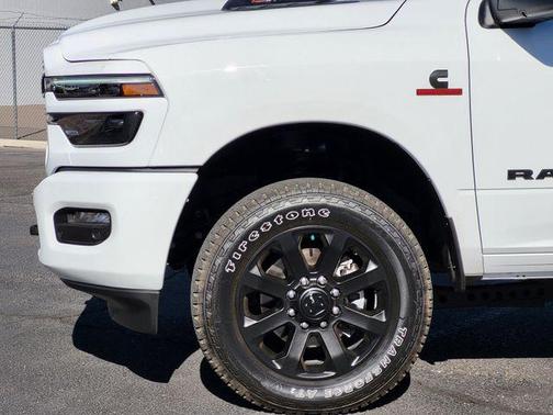 Bright White Clearcoat 2025 RAM 2500 Laramie